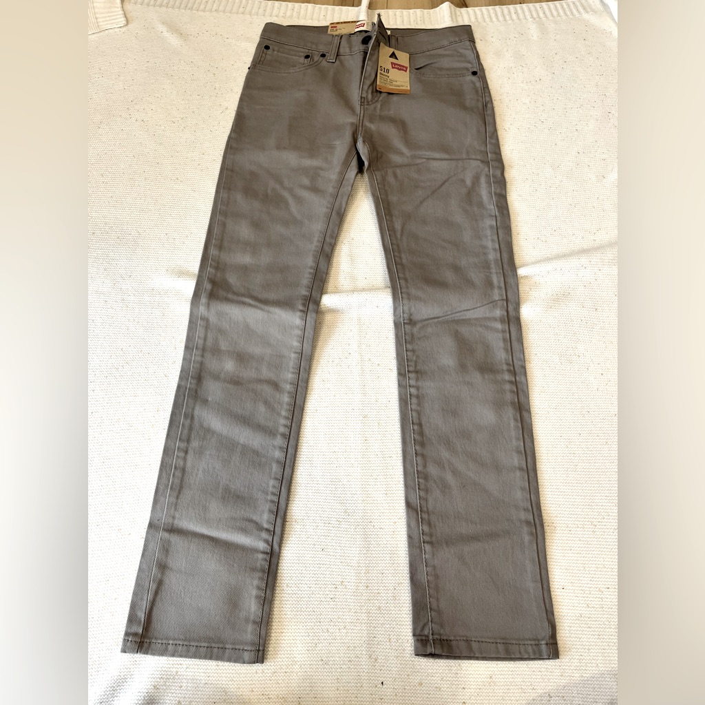 Brand New Never Worn Boys Skinny Jeans By Levis